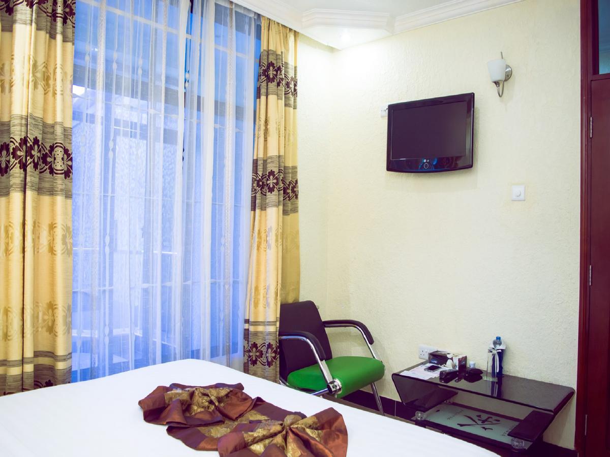 Best Point Hotel Νταρ ες Σαλάμ Εξωτερικό φωτογραφία